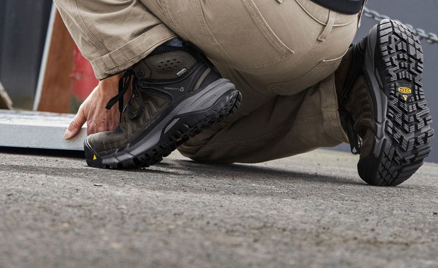 Brown Men Keen Kansas City+ Waterproof Mid (Carbon-Fiber Toe) Work Boots | 75368-ZXMN