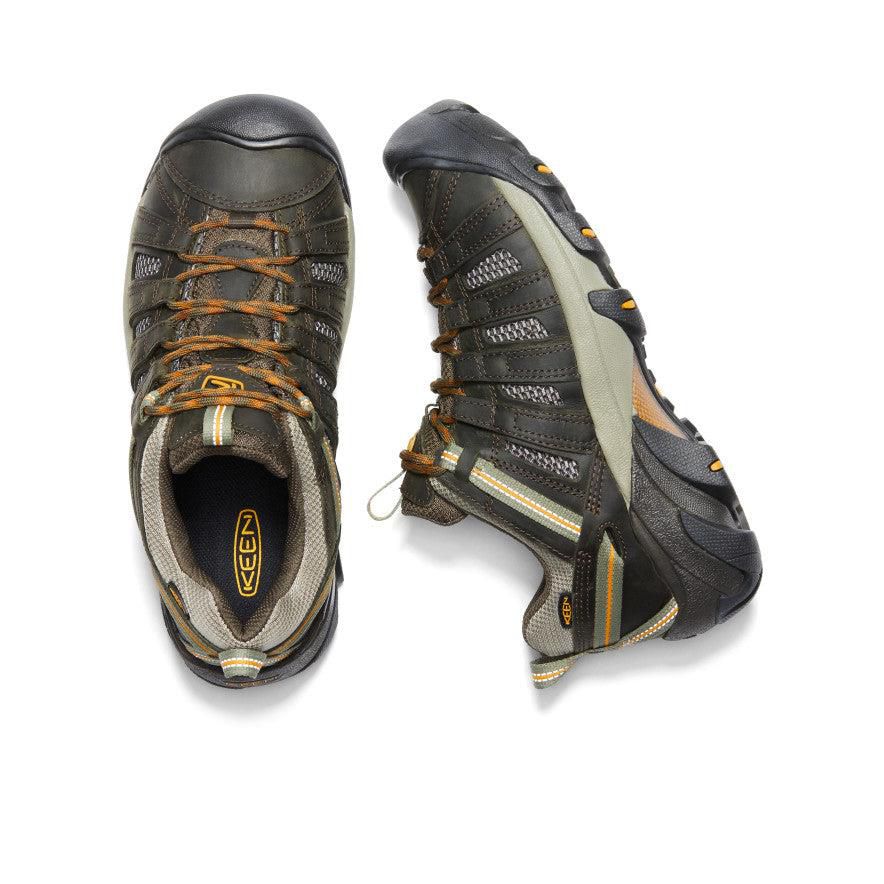 Olive Men Keen Voyageur Hiking Shoes | 04819-TRVI